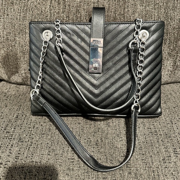 Guess shoulder tote black, with 3 compartment, middle zipper - Picture 1 of 5